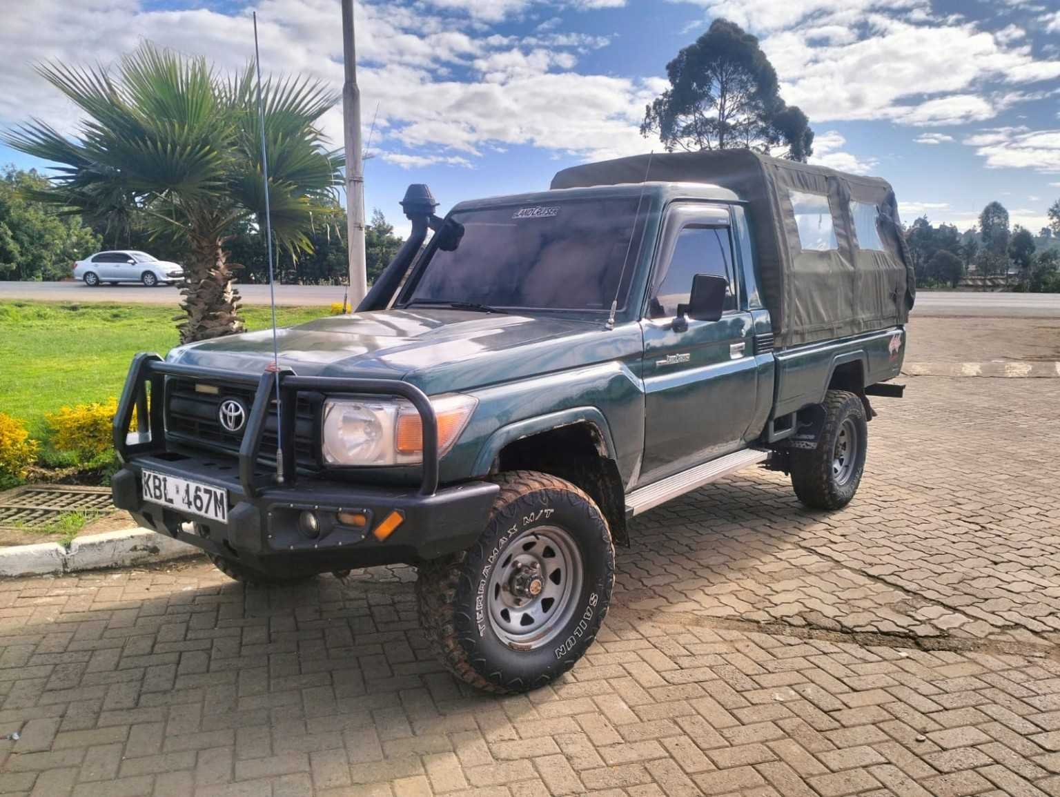 Toyota Land cruiser Pick up