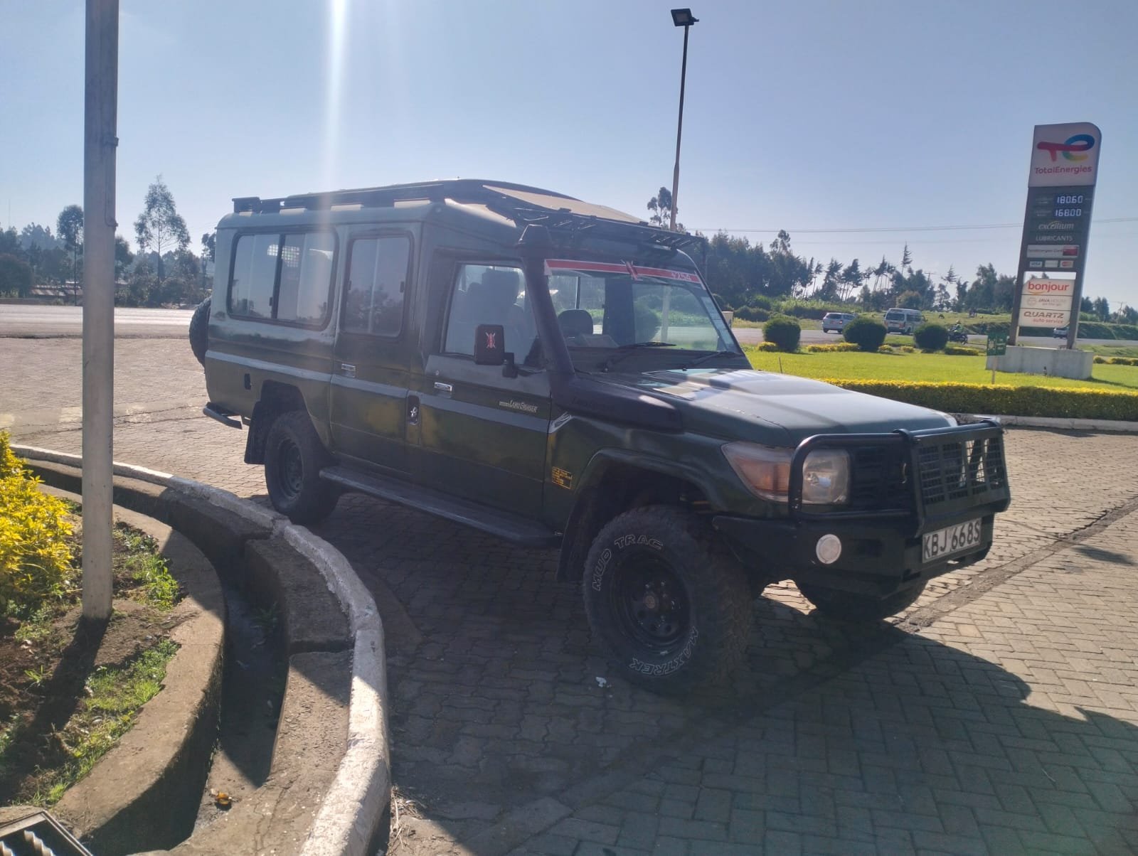 Toyota Land cruiser Tour Van