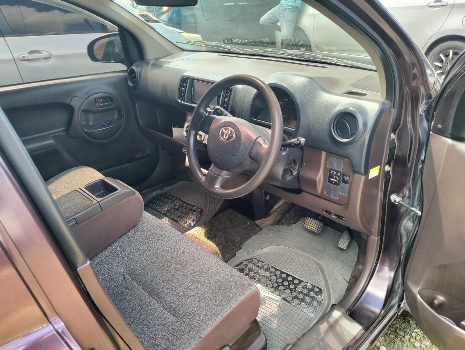 Toyota Passo 2014