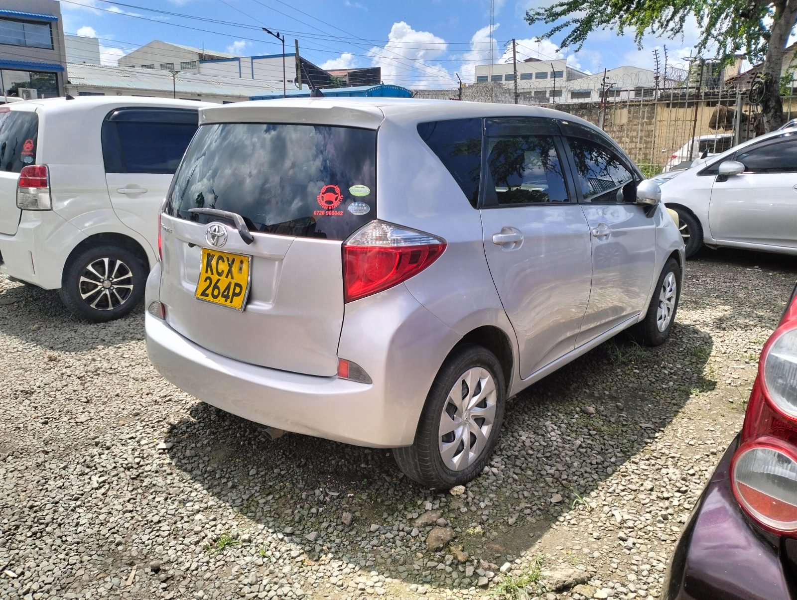 Toyota Ractis 2016