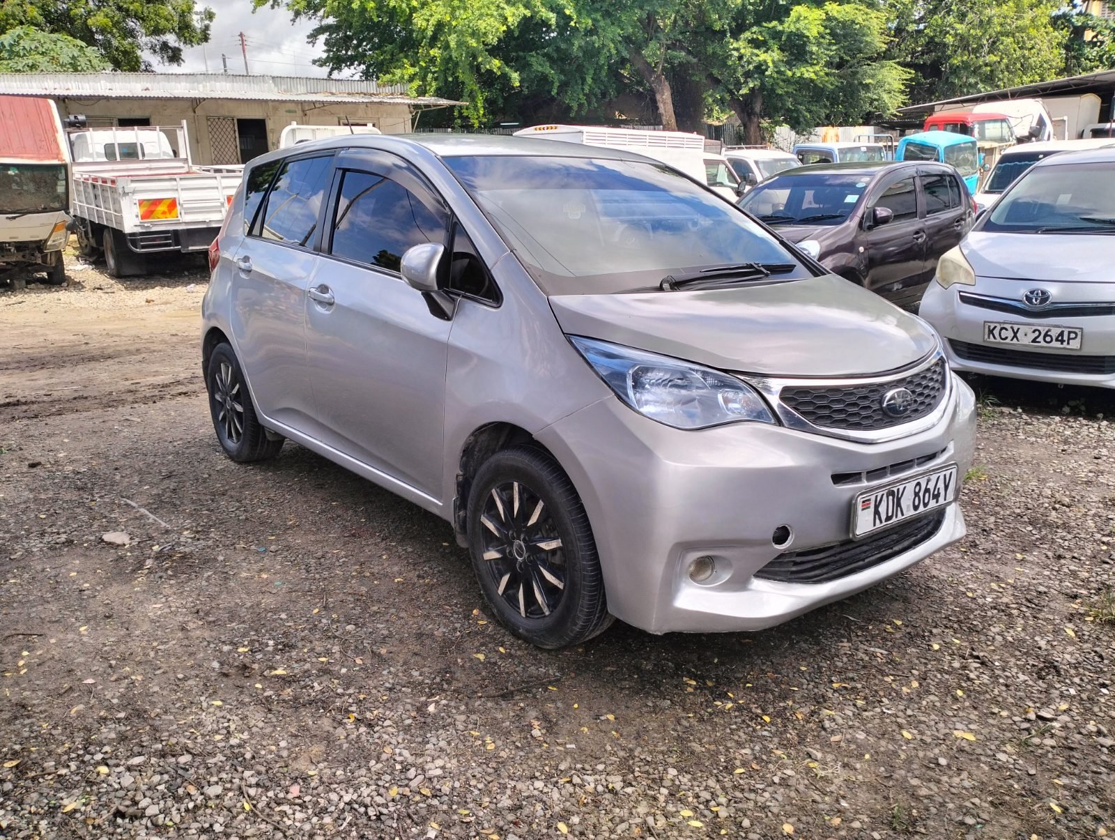 Subaru Trezzia 2015